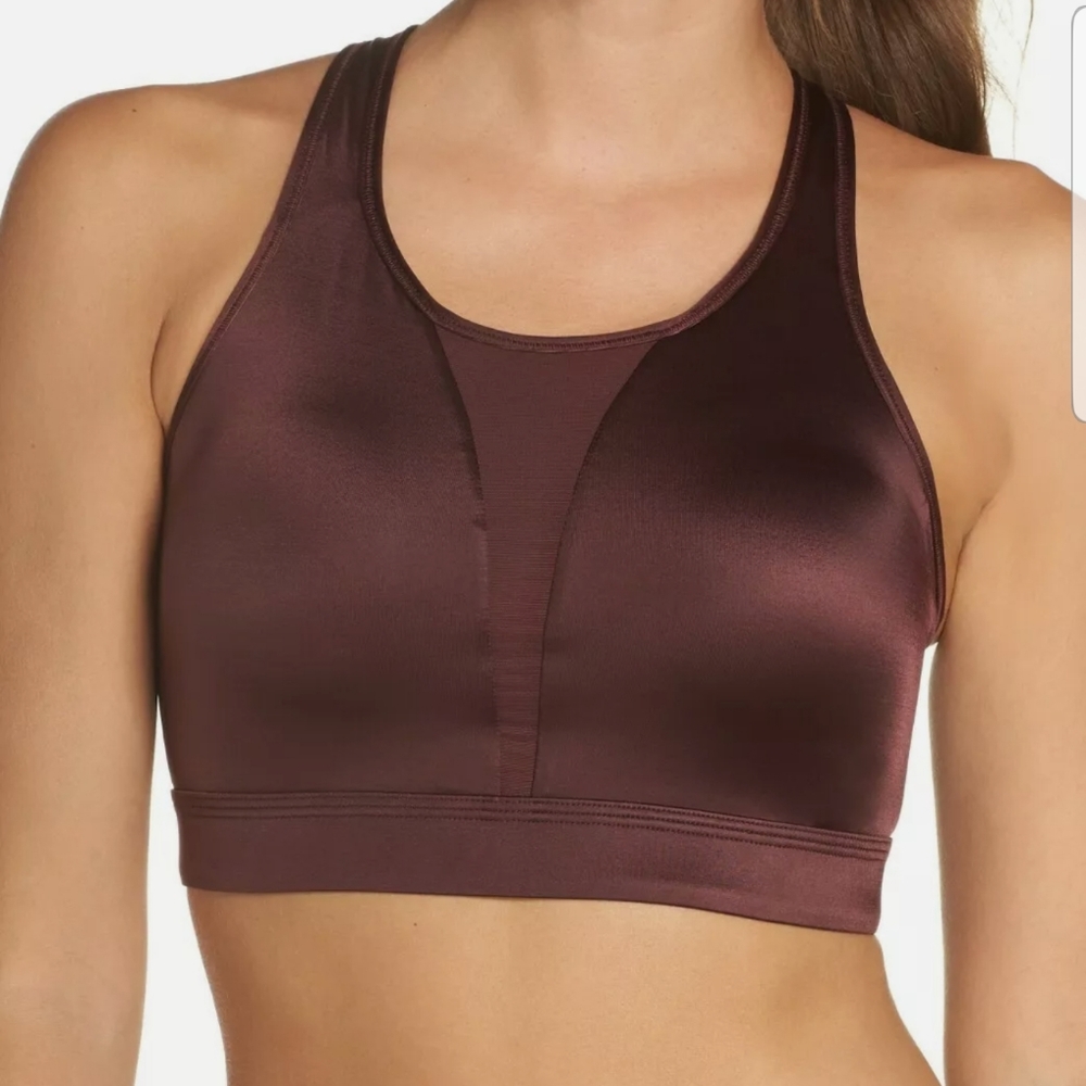 NWT Nike Swoosh Medium-Support Sports Bra L